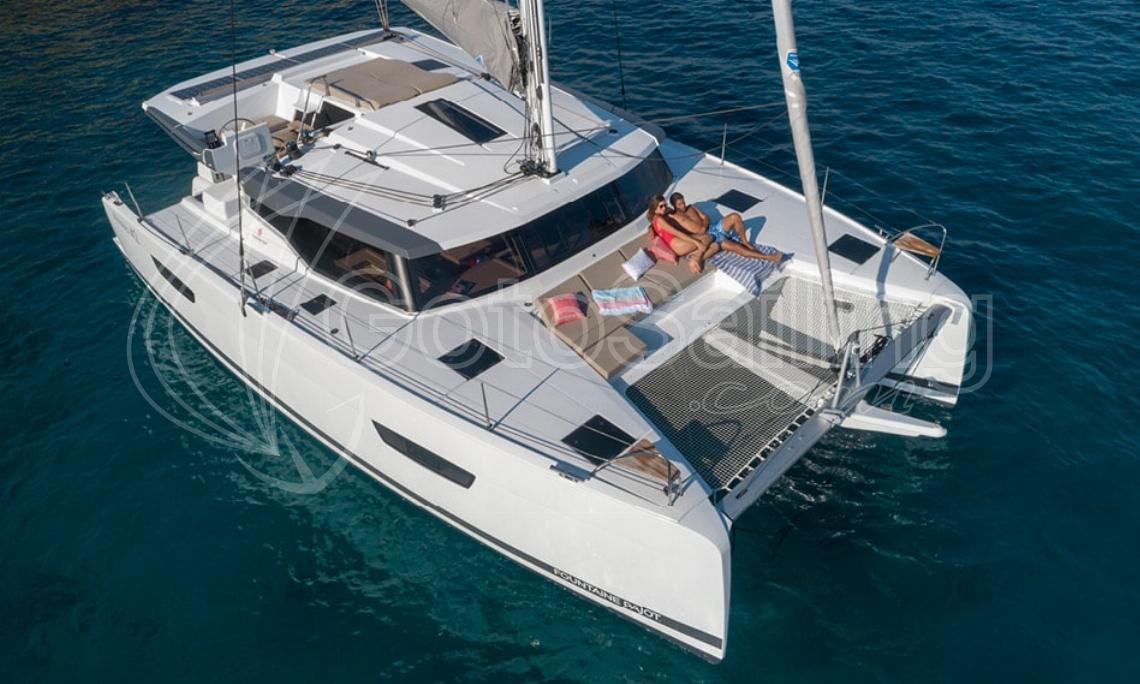 Libertas Fountaine Pajot Astrea 42