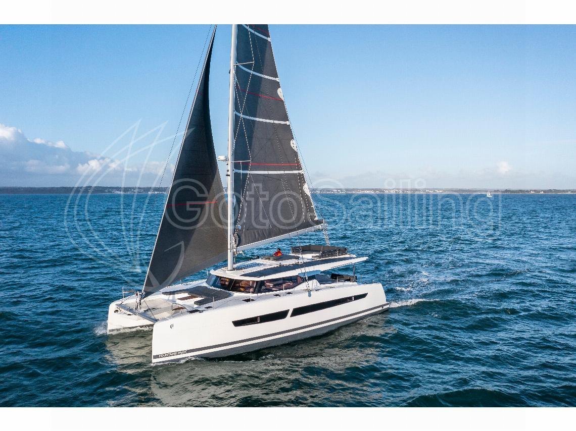Dédé Fountaine Pajot Aura 51