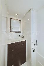 Queen Bee Bali Catspace