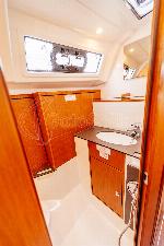 Flinx Bavaria Cruiser 37