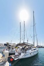 Hang Loose Bavaria Cruiser 37