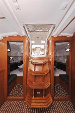 Sursulapitschi Bavaria Cruiser 37