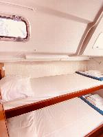 Pura Vida Oceanis 50