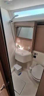 LIVING IN SEA Oceanis 51.1