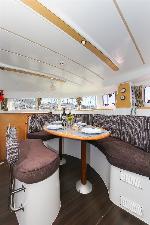 Phoenix Lagoon 380 S2