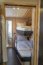 lagoon beneteau lagoon 630 motor yacht 42