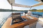 Family 2.0 Fountaine Pajot MY6