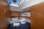 202746 Sun Odyssey 490