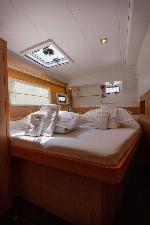 Giselle Lagoon 400 S2