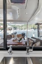 EQUINOX Fountaine Pajot 47