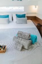 lagoon beneteau lagoon 42 18