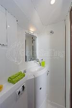 Eleven Lagoon 380 S2