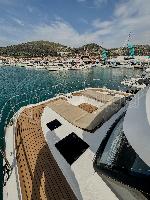 MALA Fountaine Pajot MY5