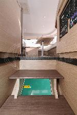 SPERM WHALE Lagoon 42