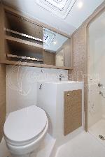 SPERM WHALE Lagoon 42