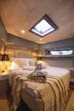 Golden Blue Golden blue