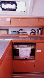 Catalina Bavaria Cruiser 37