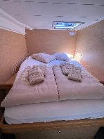 Happiness Lagoon 421