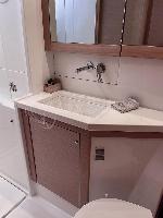 Julius Cesar III Lagoon 450 F