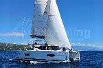 Luce Fountaine Pajot Lucia 40