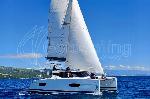 Stella Luna Fountaine Pajot Lucia 40