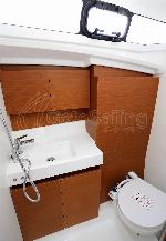 Red Kiss Sun Odyssey 380