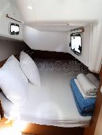 Red Kiss Sun Odyssey 380