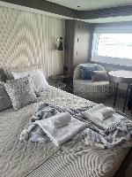 Moon light Azimut Magellano 66