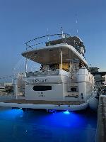 Moon light Azimut Magellano 66