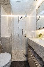 BLACK CAVIAR Lagoon 55