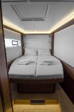 Golden Promise Lagoon 46