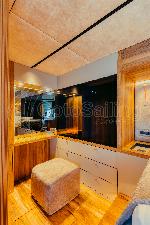 Honeymoon Moon Yacht 65