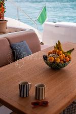 SAILUXE - Gloria Lagoon Sixty 5