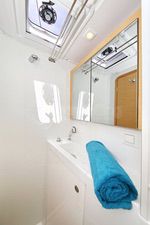 lagoon beneteau lagoon 39 4 2 cab 11