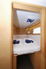 Ladies First Lagoon 400 S2