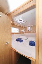 Maja V Lagoon 400 S2