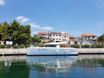 lagoon beneteau lagoon 40 motoryacht 4 cab 1