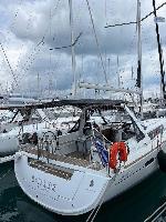 Beautiful Love Oceanis 45 