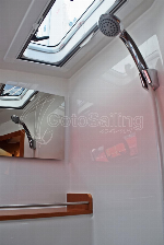 Zaklopatica Bavaria Cruiser 37