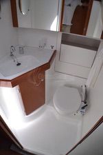 beneteau oceanis 50 family 6 cab 17