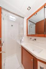 lagoon beneteau lagoon 450 19