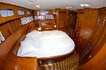 Holiday  Staryacht 1670