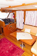 Holiday  Staryacht 1670