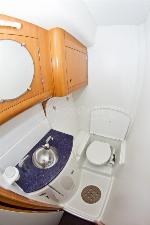 lagoon beneteau lagoon powercat 43 7