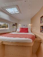 lagoon beneteau lagoon 42 15