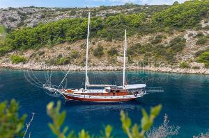 custom made bonaventura