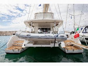 lagoon beneteau lagoon 50