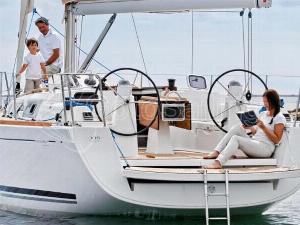 dufour yachts dufour 335 gl