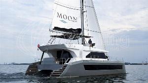 custom made moon yacht 60