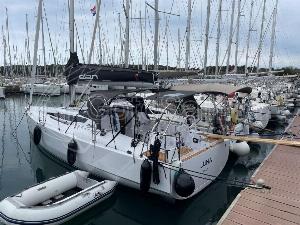 Luna Elan Marine Elan E4